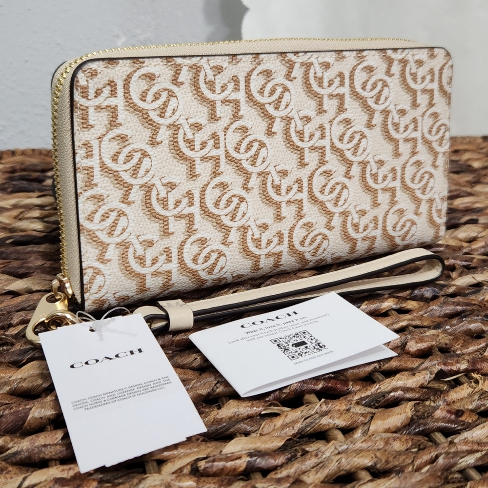 New COACH LONG ZIP AROUND WALLET WITH SIGNATURE MONOGRAM PRINT IN BEIGE